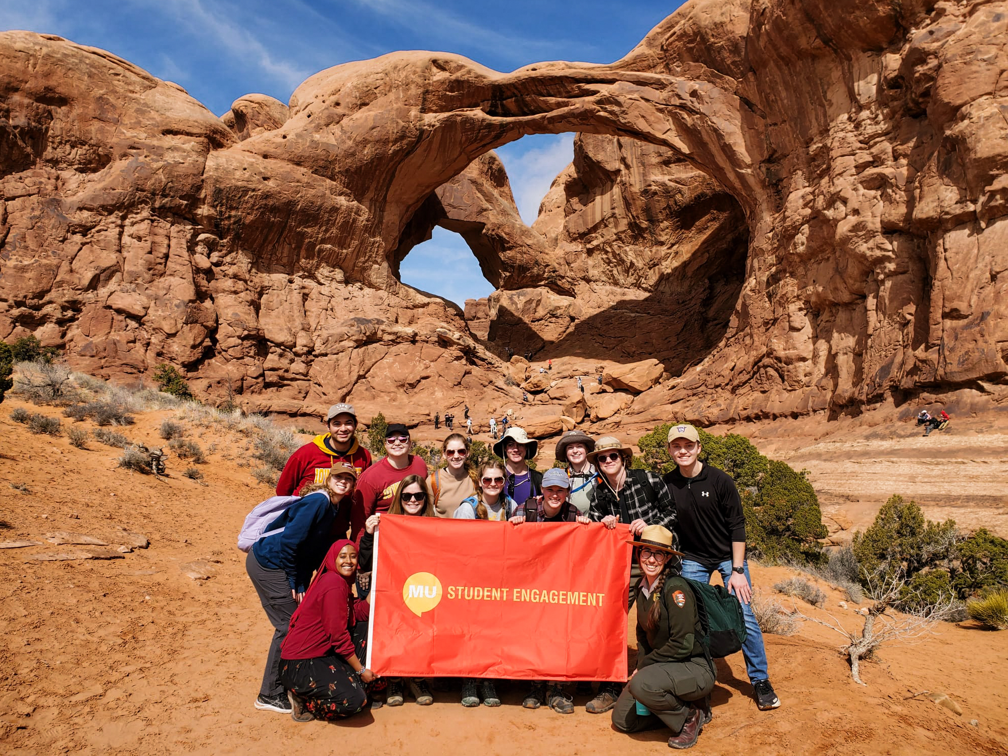 A photo of students on an Alternative Break tip in the Utah mountains.